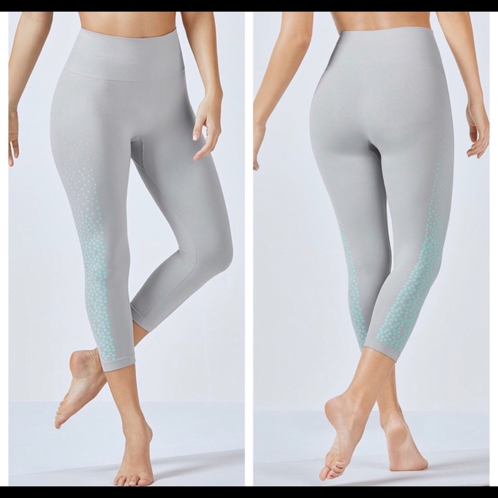 Fabletics High Waist Seamless Print Capri Legging